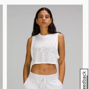 Lulu Lemon white cropped tank top viel